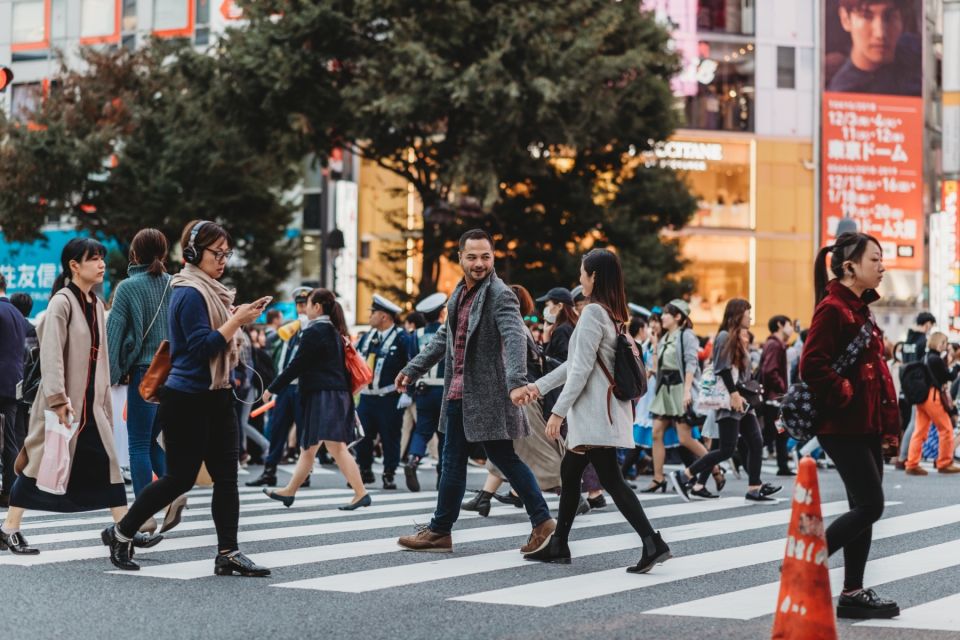 Tokyo: Photo Shoot With a Private Vacation Photographer - Experience Highlights