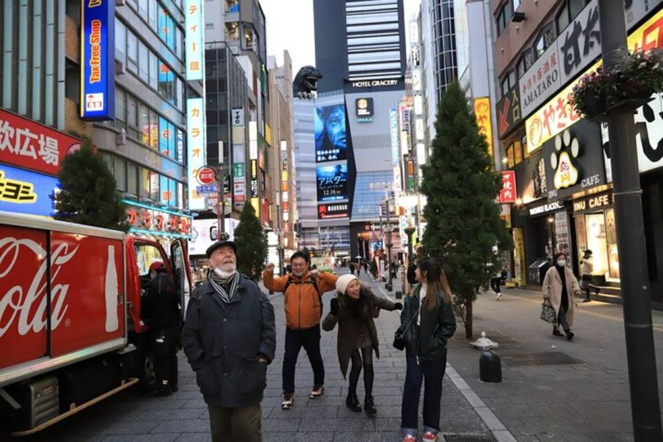 Tokyo: Shinjuku Izakaya and Golden Gai Bar Hopping Tour - Meeting Point and Group Requirements