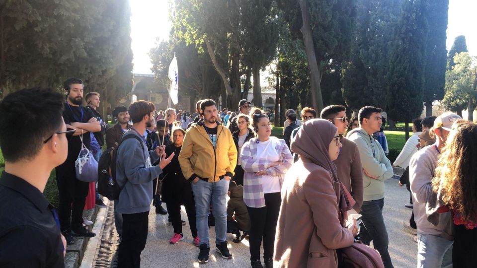 Topkapi Palace Guided Tour and Skip The Ticket Line - Experience