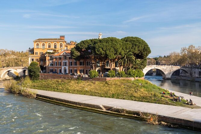 Trastevere and Romes Jewish Ghetto Half-Day Walking Tour - Meeting Point and Departure Point