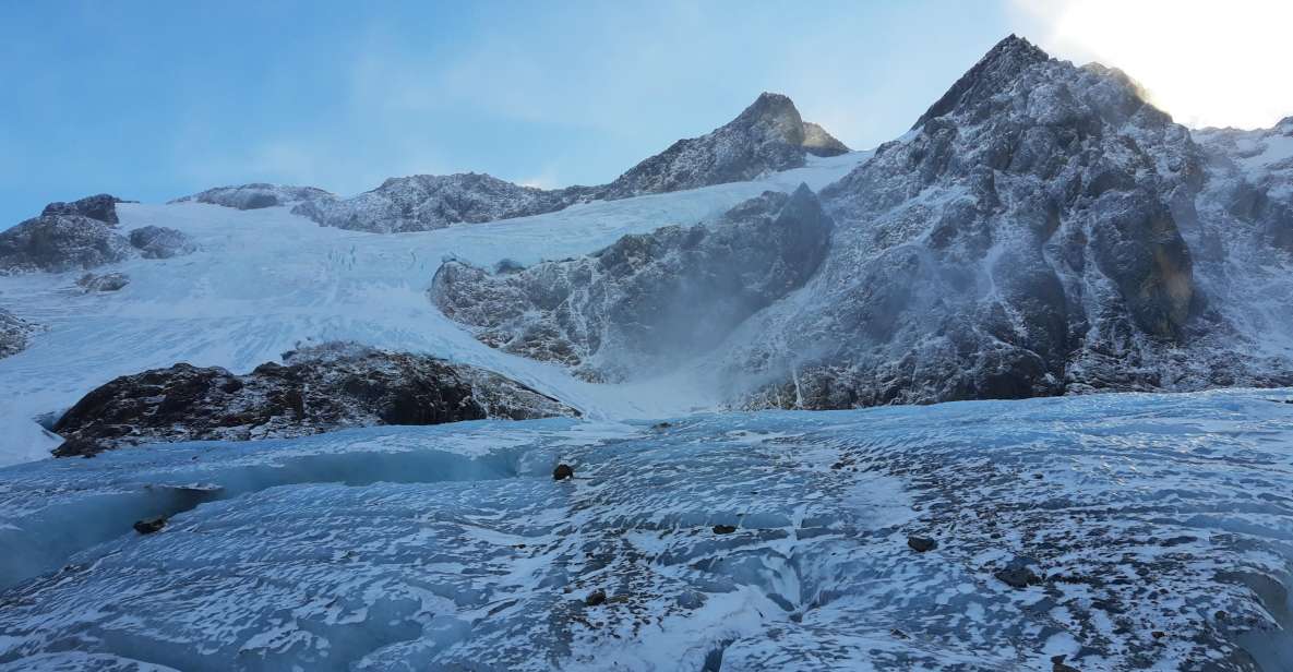 Trekking to Vinciguerra Glacier and Tempanos Lagoon - Activity Details