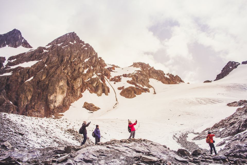 Trekking Vinciguerra Glacier and Tempanos Lagoon - Booking Information