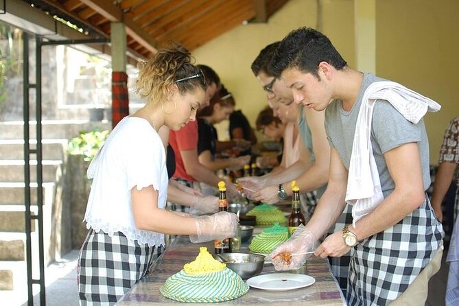 Ubud Cooking Class Bali With Balinese Chef - Meet Your Expert Balinese Chef