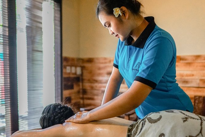 Ubud Full-Body Massage With Health Drinks and Fruit - Service Inclusions