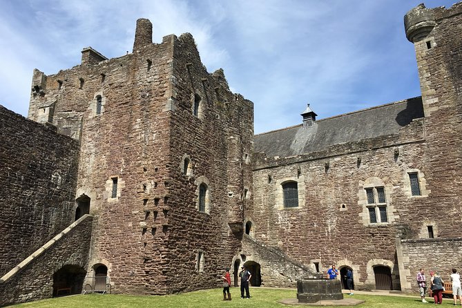 Ultimate Outlander Day Tour - Booking Information