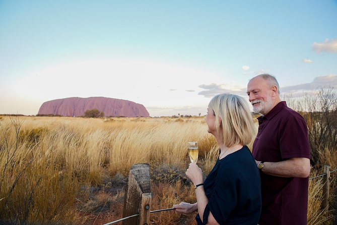 Uluru (Ayers Rock) Sunset Outback Barbecue Dinner & Star Talk - Experience Highlights