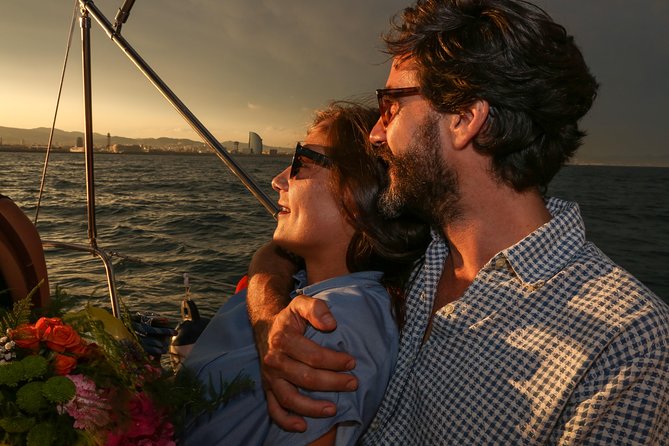 Unique Sunset Sailing Experience in Barcelona - Sunset Trip Highlights