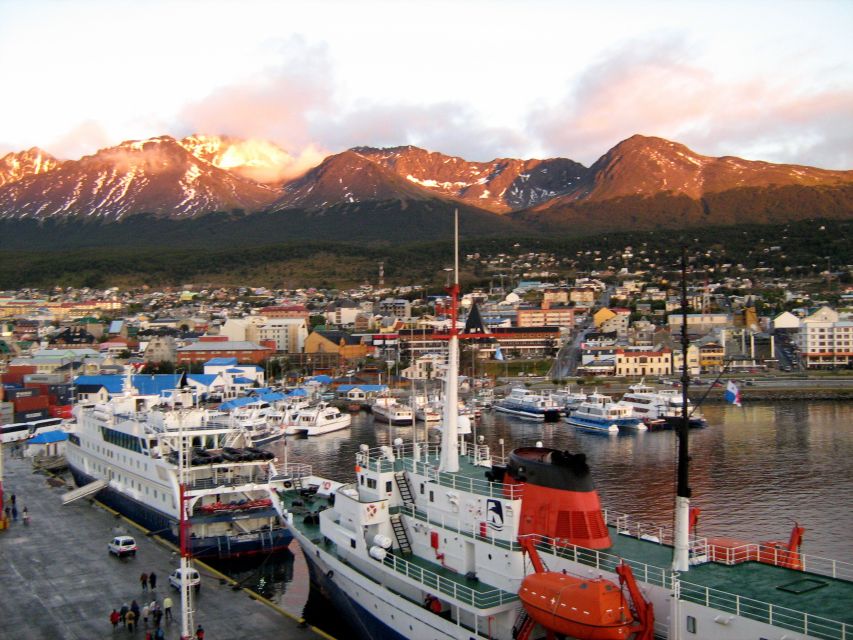 Ushuaia: Double-Decker Sightseeing Tour - Booking Information