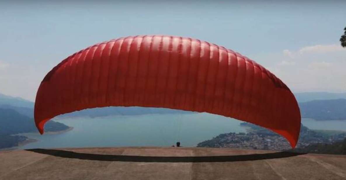 Valle De Bravo: Paragliding Flight - Experience and Inclusions