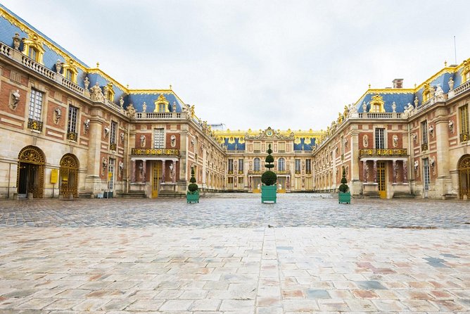 Versailles Palace Skip the Line Guided Tour - Meeting Information