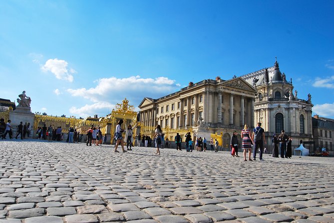Versailles Private Half Day Guided Tour With Skip the Line Access From Paris - Itinerary Details