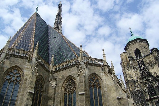 Vienna Walking Tour With Professional Guide - Tour Duration