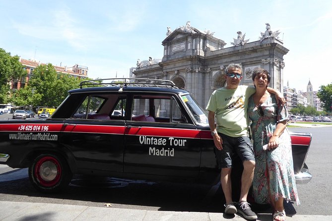 Vintage Tour Madrid Taxi 1500 - Inclusive Experience