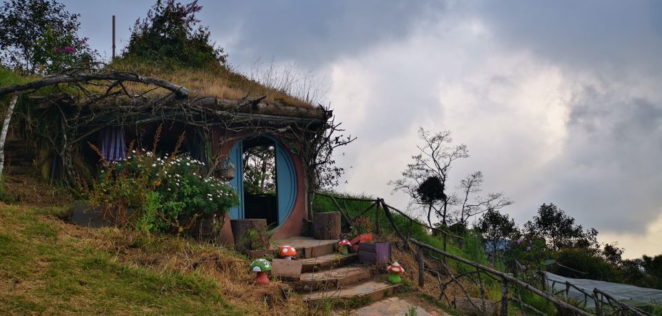 Visit Hobbitenango Themed Park and Antigua Guatemala - Highlights