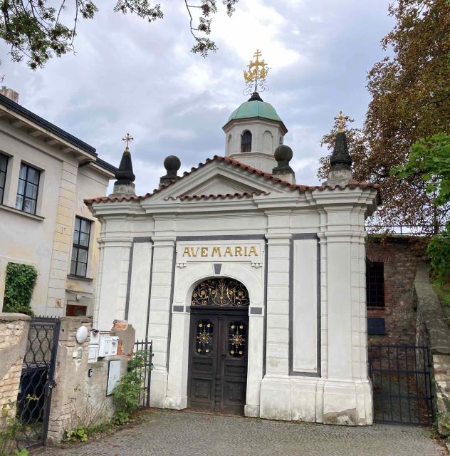 Vysehrad Castle: A Self-Guided Audio Tour of Prague - Experience Highlights