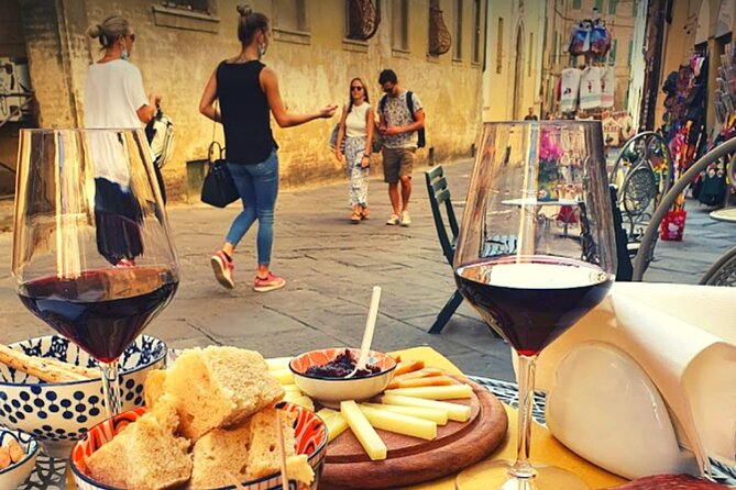 Walking Tour of Siena With Food & Chianti Wine - Inclusions and Services Provided