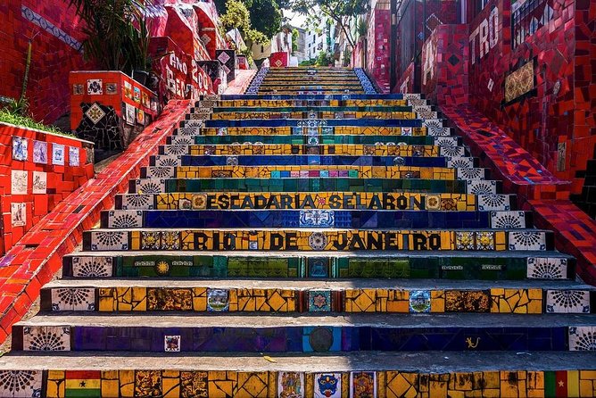 Walking Tour of the Bohemian Neighborhoods of Santa Teresa and Lapa - Traveler Experience Highlights