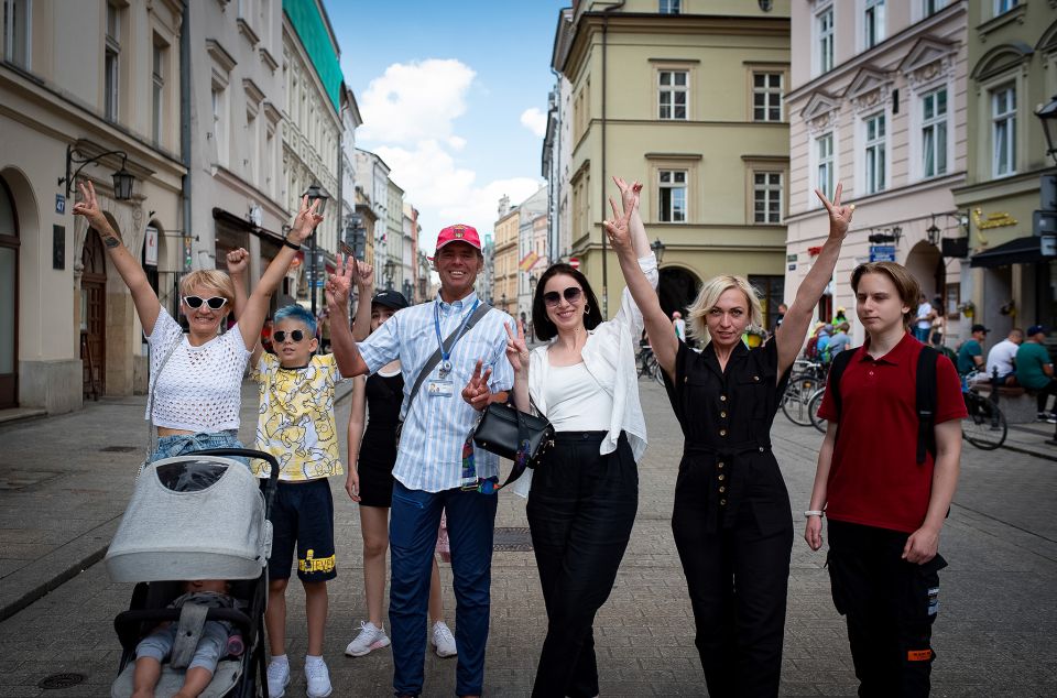 Walking Tour of Wrocław: Old Town Tour - 1,5-Hours of Magic! - Local Guides and Insights