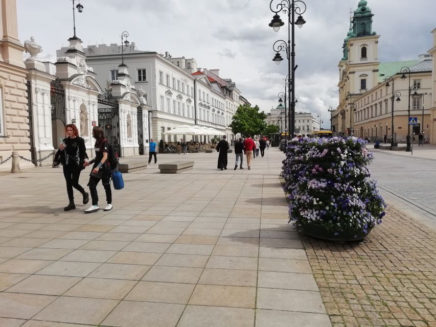 Warsaw: 2-Hour Chopin's Life Walking Tour - Experience Highlights