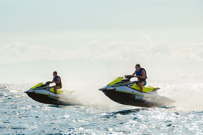 Waters Sport Package With 40 Min. Jet Ski And Parasailing 1 Person