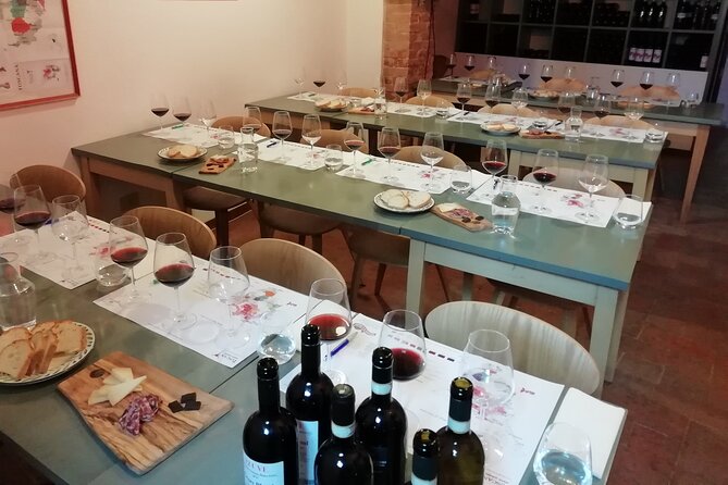 Wine Class - Tuscan Classics - Winemaking Techniques in Tuscany