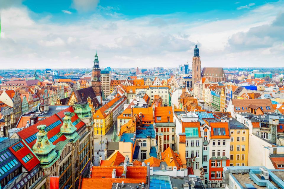 Wroclaw: 3.5-Hour City Tour With University & Cathedral - Multilingual Live Tour Guides