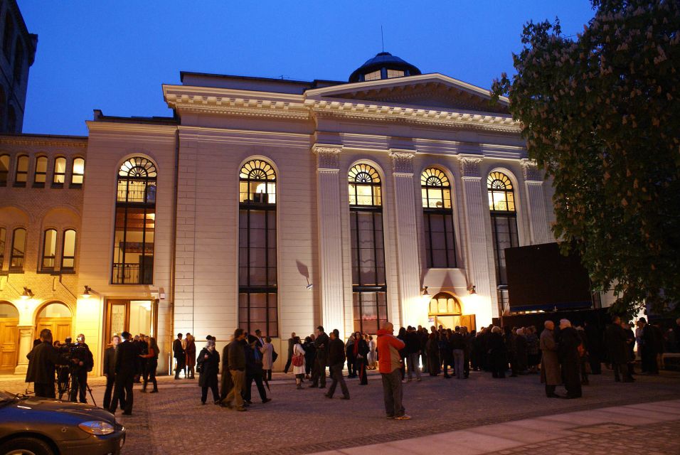 Wroclaw Jewish Quarter Private Guided Tour - Experience Highlights