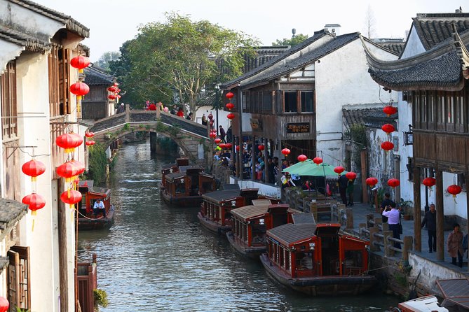 Zhujiajiao Private Day Tour and Shanghai Acrobatic Show - Accessibility and Participation Notes