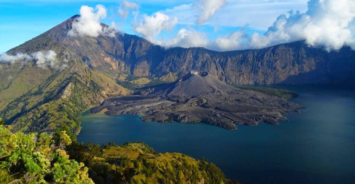 2D/1N Hiking to Summit Rinjani For Expert - Key Points