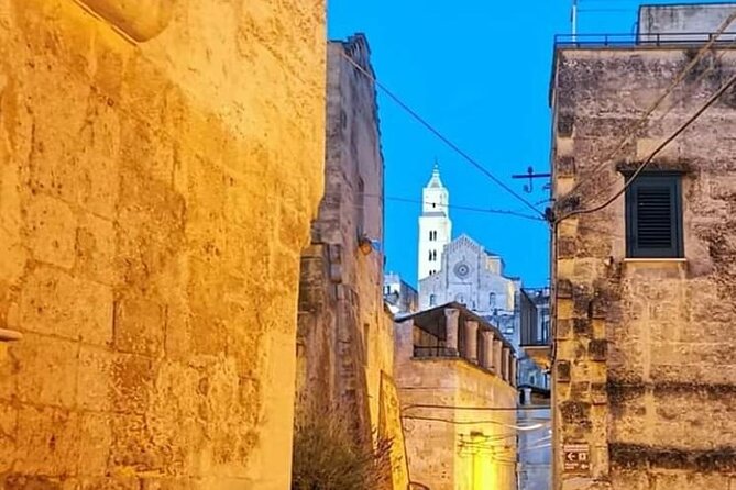 2h Night Walking Tour With Guide and Entrance Fees in Matera - Key Points