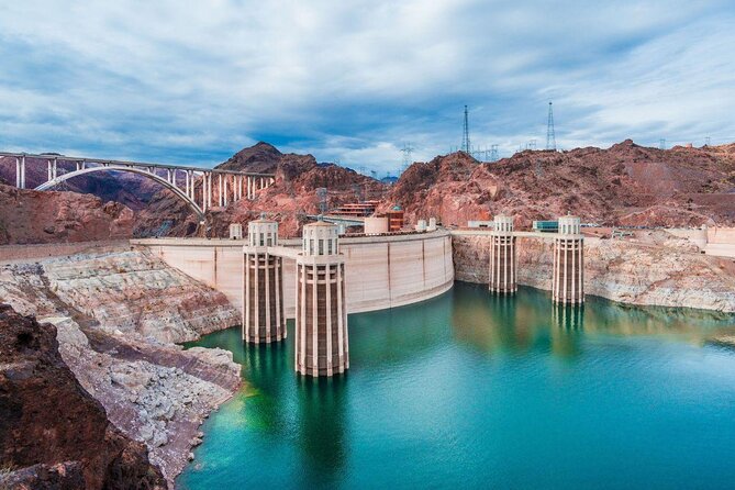 3 Hour Hoover Dam Mini Tour and Seven Magic Mountains Small Group Combo Tour - Just The Basics