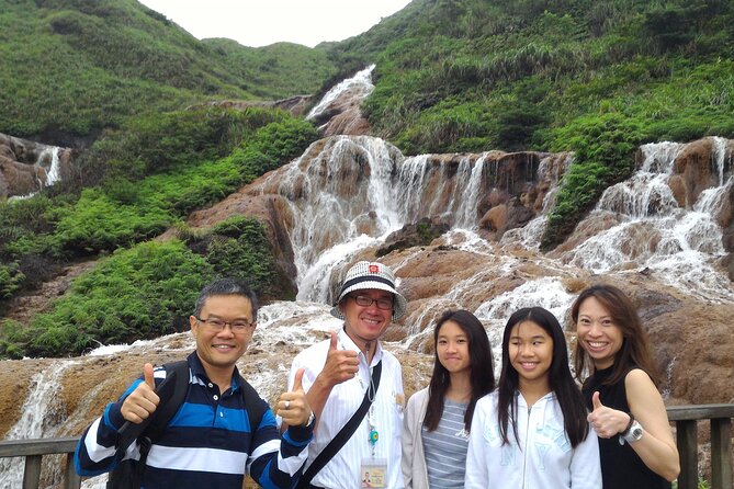 1 Day North Coast Yehliu Jiufen and Shifen Private Tour - Customer Reviews