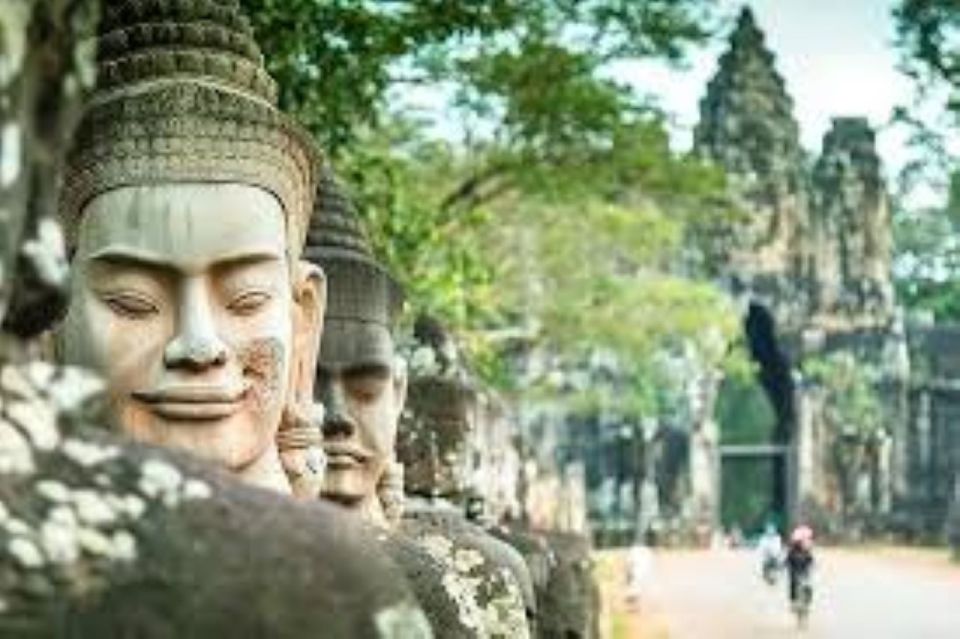 1 Day Private Group of Angkor Wat Tour With Tuk Tuk Only - Pickup Location and Stops