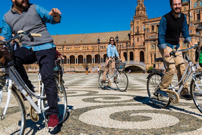 12 Oclock Guided Bike Tour Seville - Logistics and Policies