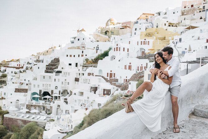 120 Minute Private Vacation Photography Session With Local Photographer in Santorini - Meeting and Logistics