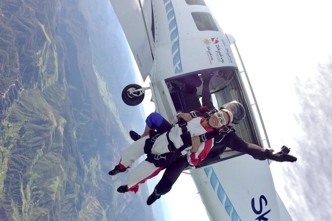 18,000ft Tandem Skydive Over Abel Tasman - Booking and Weight Restrictions