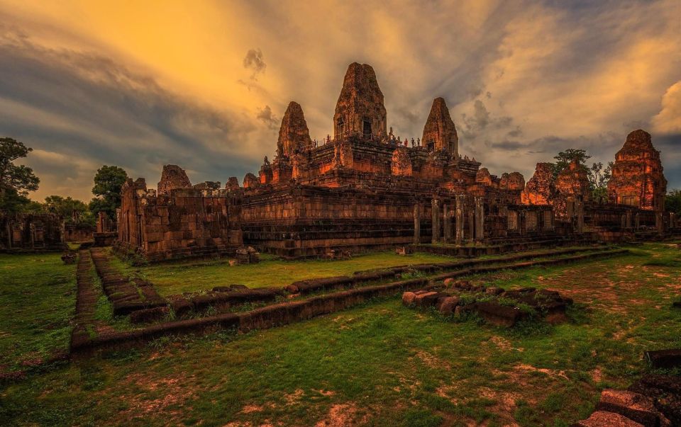 2-Day Angkor Tour With Sunrise, Sunset & Banteay Srei Temple - Inclusions and Services