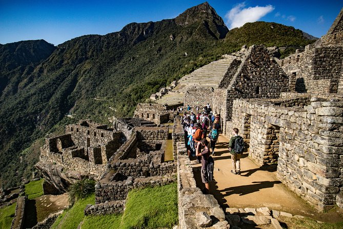 2-Day Private Tour to Machu Picchu From Cusco - Accommodations and Transport