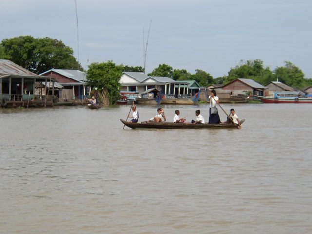 2 Days Banteay Srey, Rolous Group & Floating Village - Booking Details