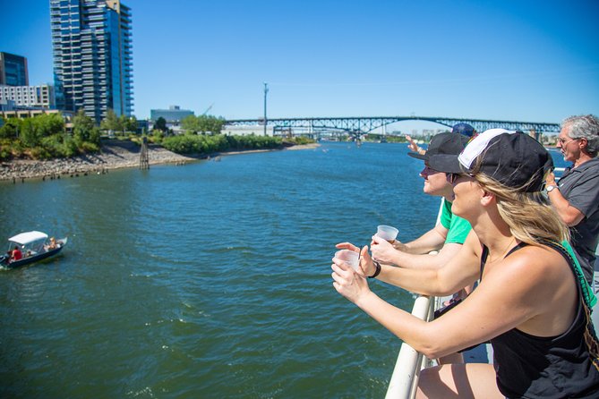 2-hour Lunch Cruise on Willamette River - Accessibility Information