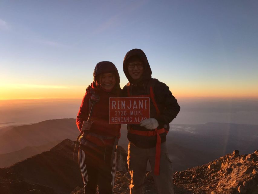 2D/1N Hiking to Summit Rinjani For Expert - Pre-Trek Activities and Accommodation Details