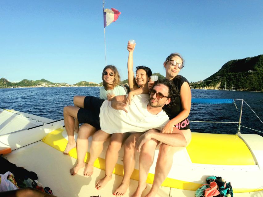 2h Sailing Catamaran in La Baie Des Saintes - Location Details