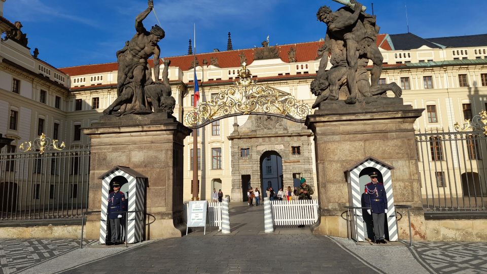 3-hour Private Prague Castle Walking Tour - Tour Highlights and Itinerary