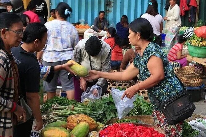 3-Hour Siem Reap Guided Cooking Class and Market With Pick up - Ingredient Sourcing