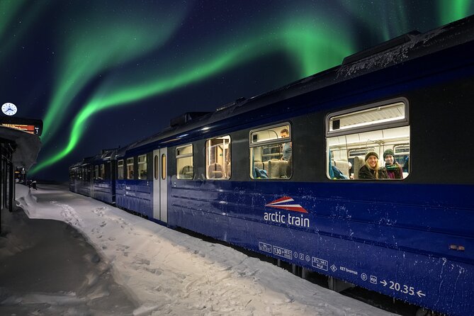 3 Hours Northern Lights Train With Guide - Photo Opportunities and Stops