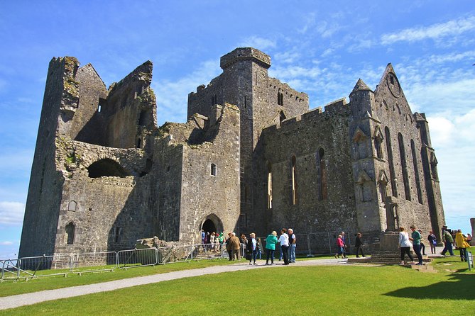 7-Day Great Atlantic Adventure Small-Group Tour of Ireland From Dublin - Small-Group Experience
