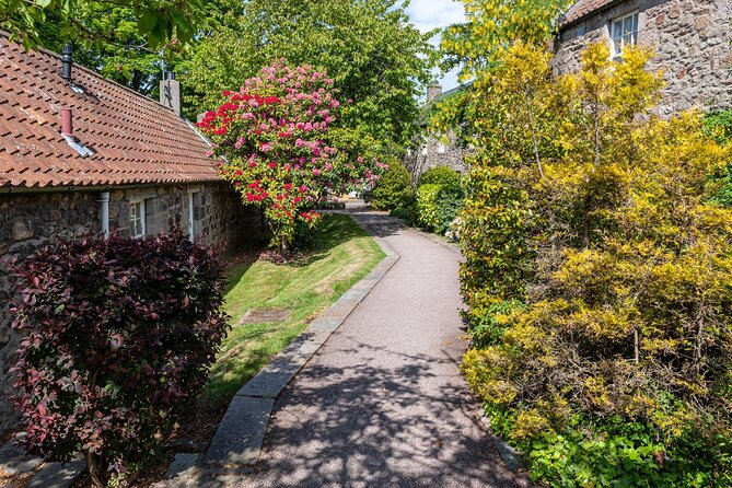 Aberdeen Historical Walking Tour - Pickup Points