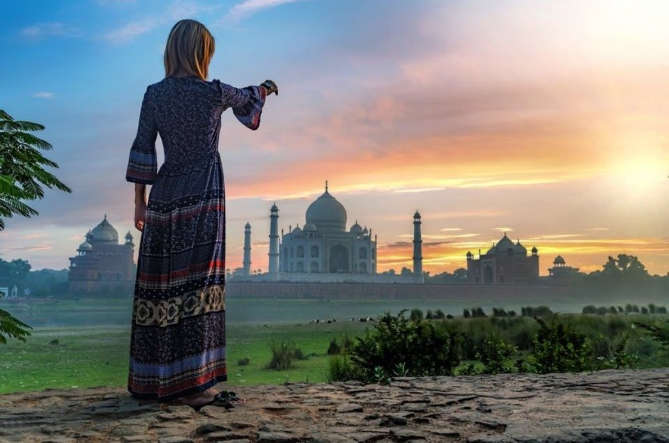 Agra: Skip-the-Line Private Guided Tour of the Taj Mahal - Booking Information and Recommendations