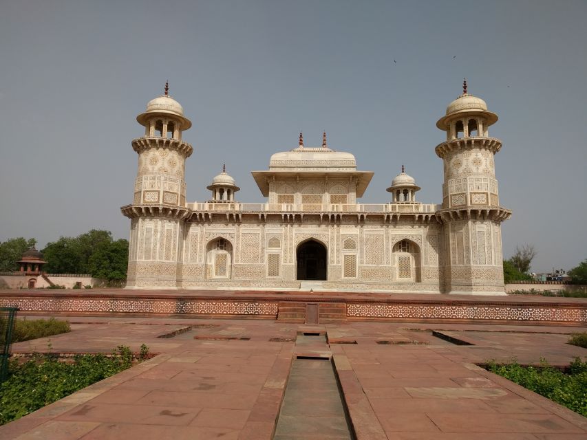 Agra: Taj Mahal Sunrise and Agra Fort Guided Day Trip - Experience Highlights