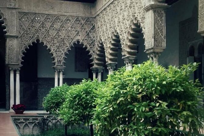 Alcazar and Cathedral of Seville Private Tour - Location Details